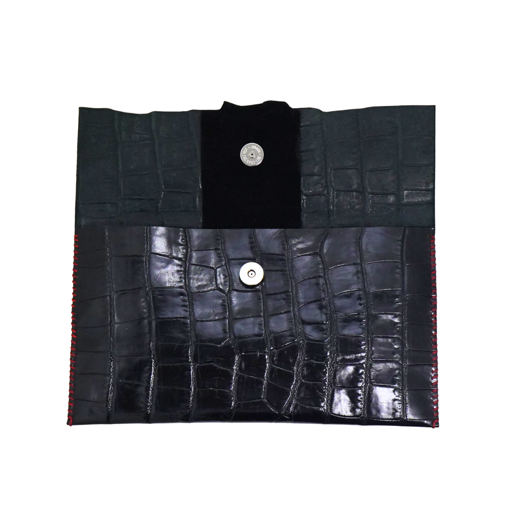 zWL24 Crocodile Pattern-Black 07 Clutch - Only Available Off-Line in Roma Store