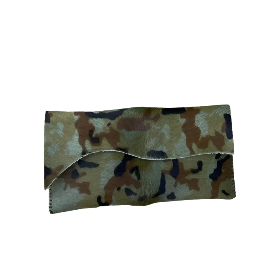 zSL25 Cowhide-Green 01 Clutch - Only Available Off-Line in Roma Store
